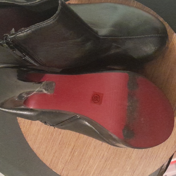 6 inch black ankle boots - Picture 4 of 5